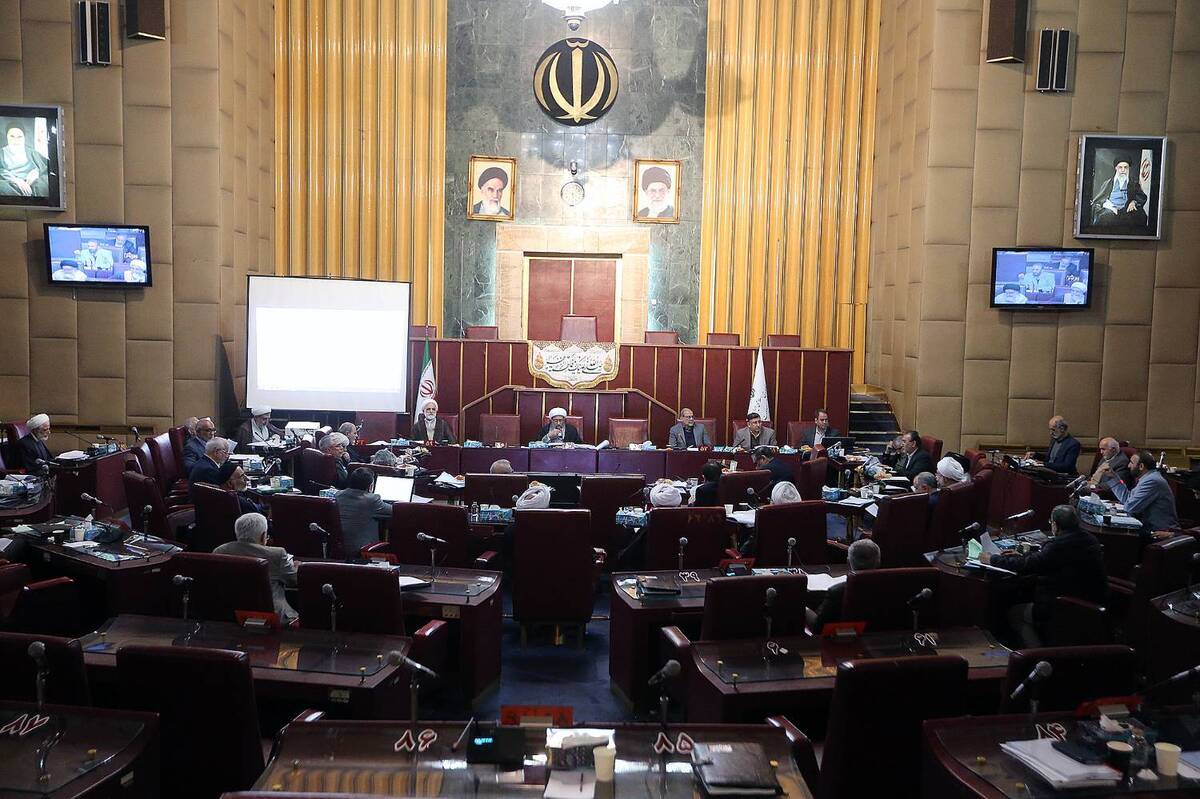 آیت الله آملی لاریجانی: خون پاک شهدای غزه عمر رژیم سفاک اسرائیل را کوتاه تر خواهد کرد /  مجمع تشخیص مصلحت نظام موادی دیگر از الزام به ثبت رسمی اسناد معاملات اموال غیر منقول را تصویب کرد