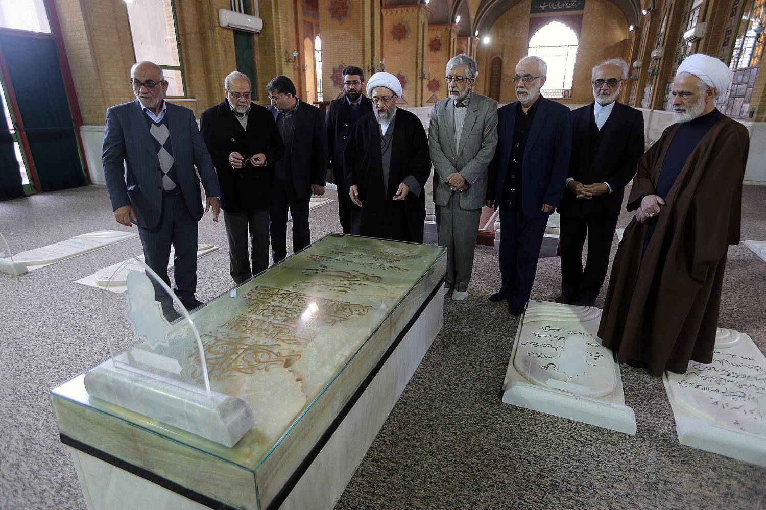 گزارش تصویری تجدید میثاق رئیس و اعضای مجمع تشخیص مصلحت نظام  با آرمان‌های امام راحل(ره)  و شهدای انقلاب اسلامی