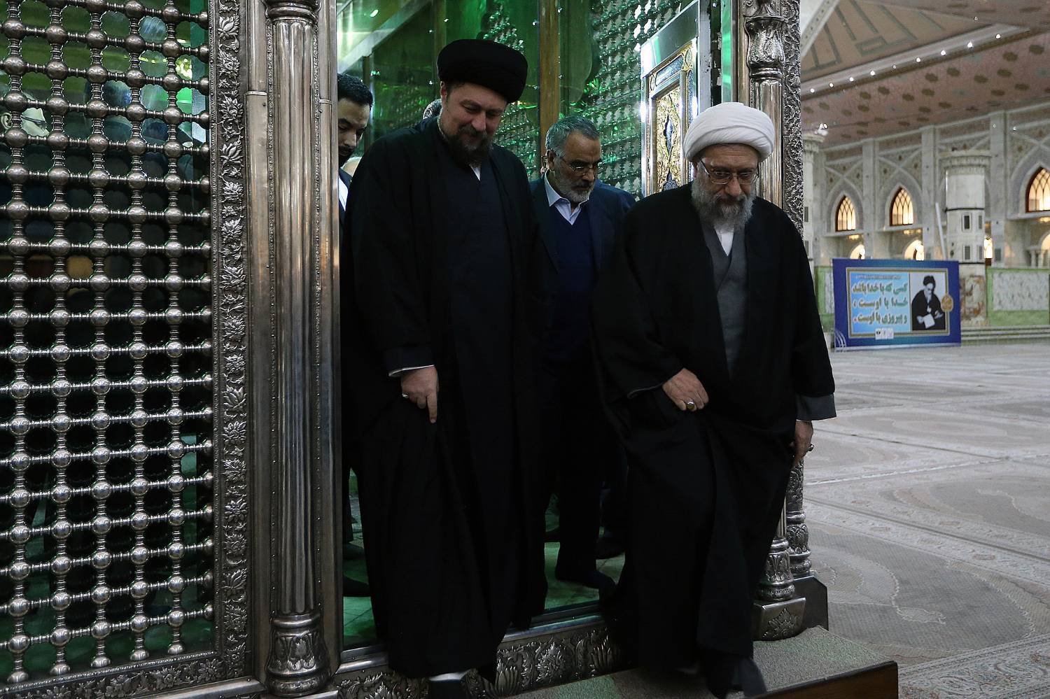 گزارش تصویری تجدید میثاق رئیس و اعضای مجمع تشخیص مصلحت نظام  با آرمان‌های امام راحل(ره)  و شهدای انقلاب اسلامی