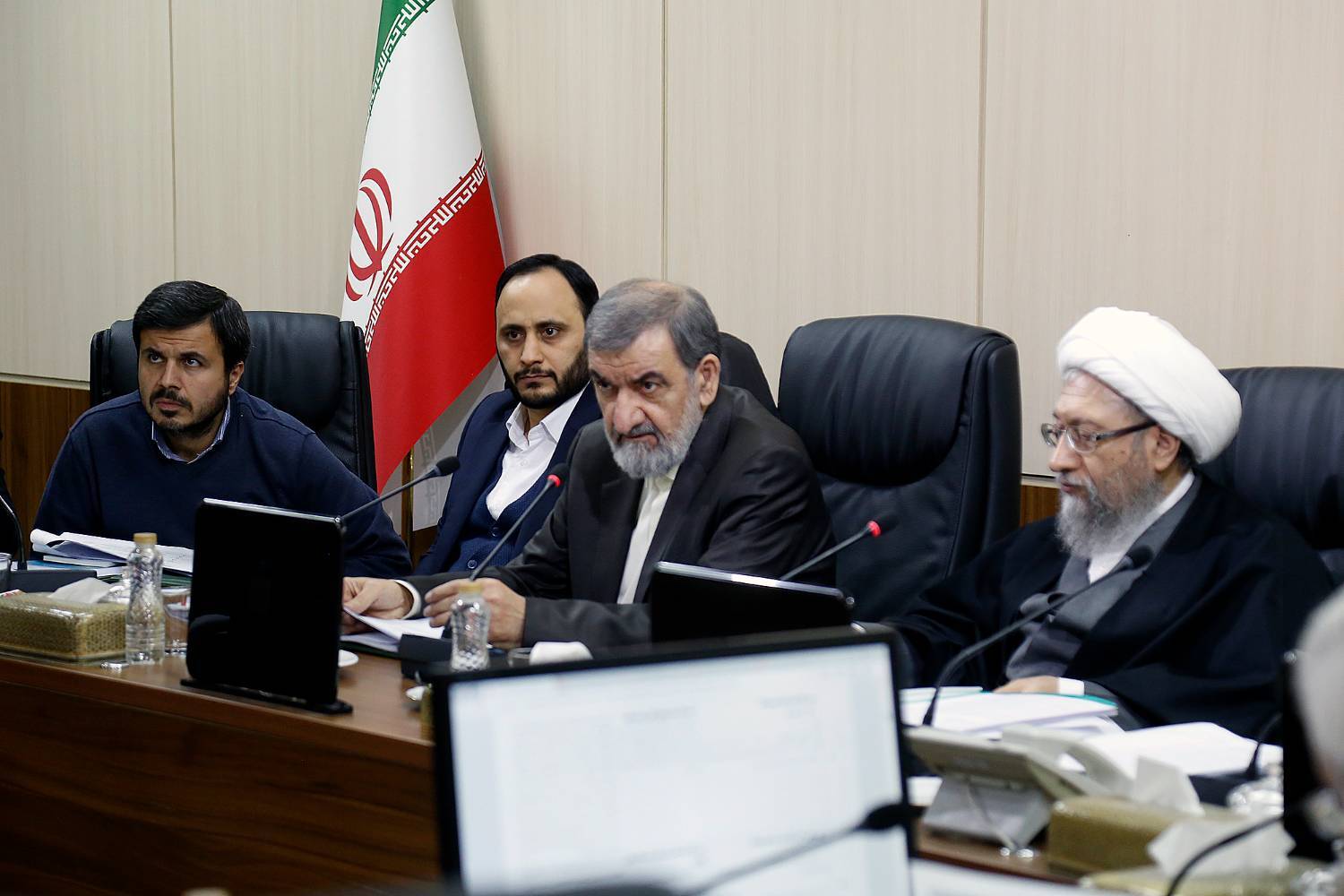 گزارش تصویری جلسه  هیئت عالی نظارت با موضوع بررسی موارد مغایرت بودجه سال 1403 کل کشور با سیاست های کلی نظام 18 بهمن 1402