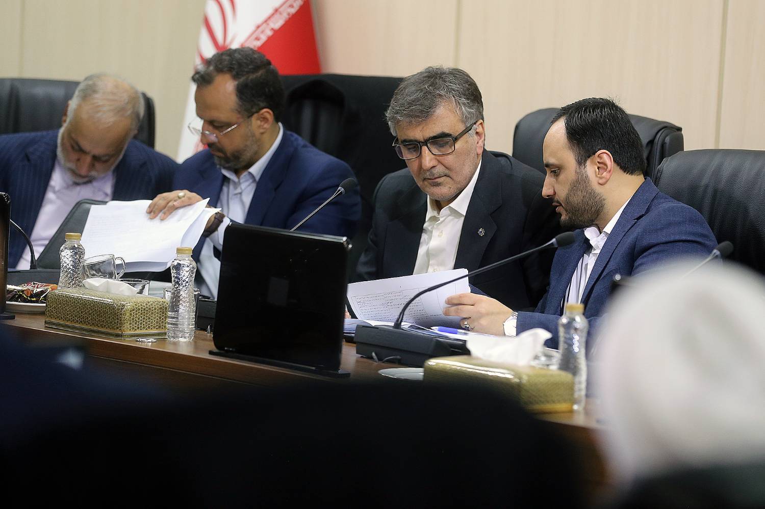 گزارش تصویری جلسه هیئت عالی نظارت با موضوع ادامه بررسی موارد رفع یا بقای مغایرت های مصوبه مجلس درخصوص برنامه پنج ساله هفتم پیشرفت /15 اسفند 1402