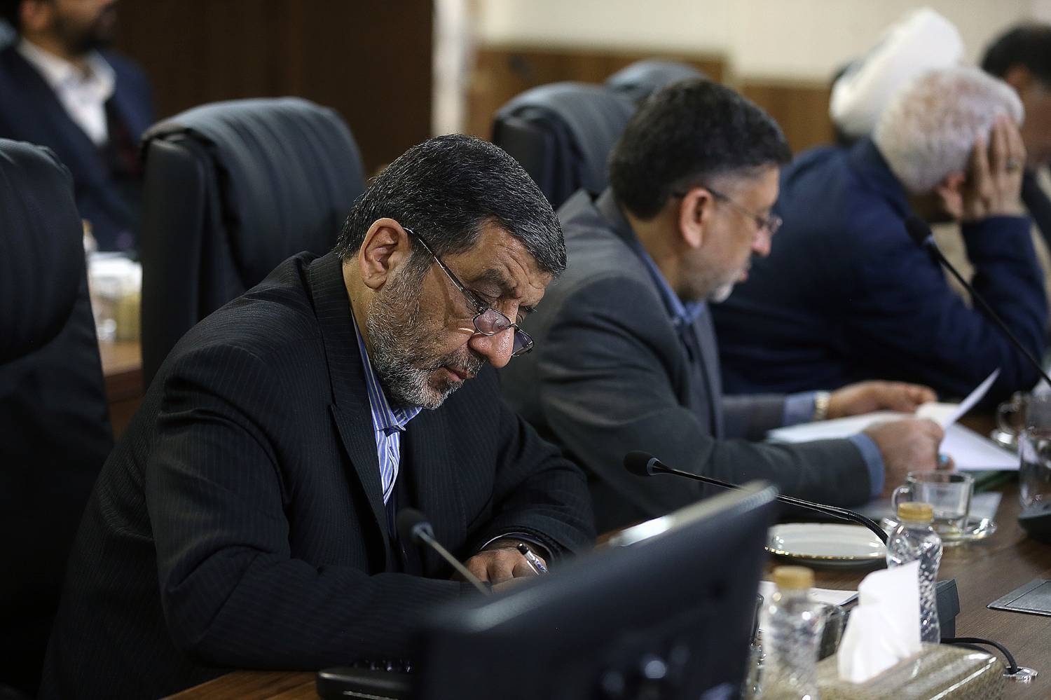 گزارش تصویری جلسه هیئت عالی نظارت با موضوع ادامه بررسی موارد رفع یا بقای مغایرت های مصوبه مجلس درخصوص برنامه پنج ساله هفتم پیشرفت /15 اسفند 1402