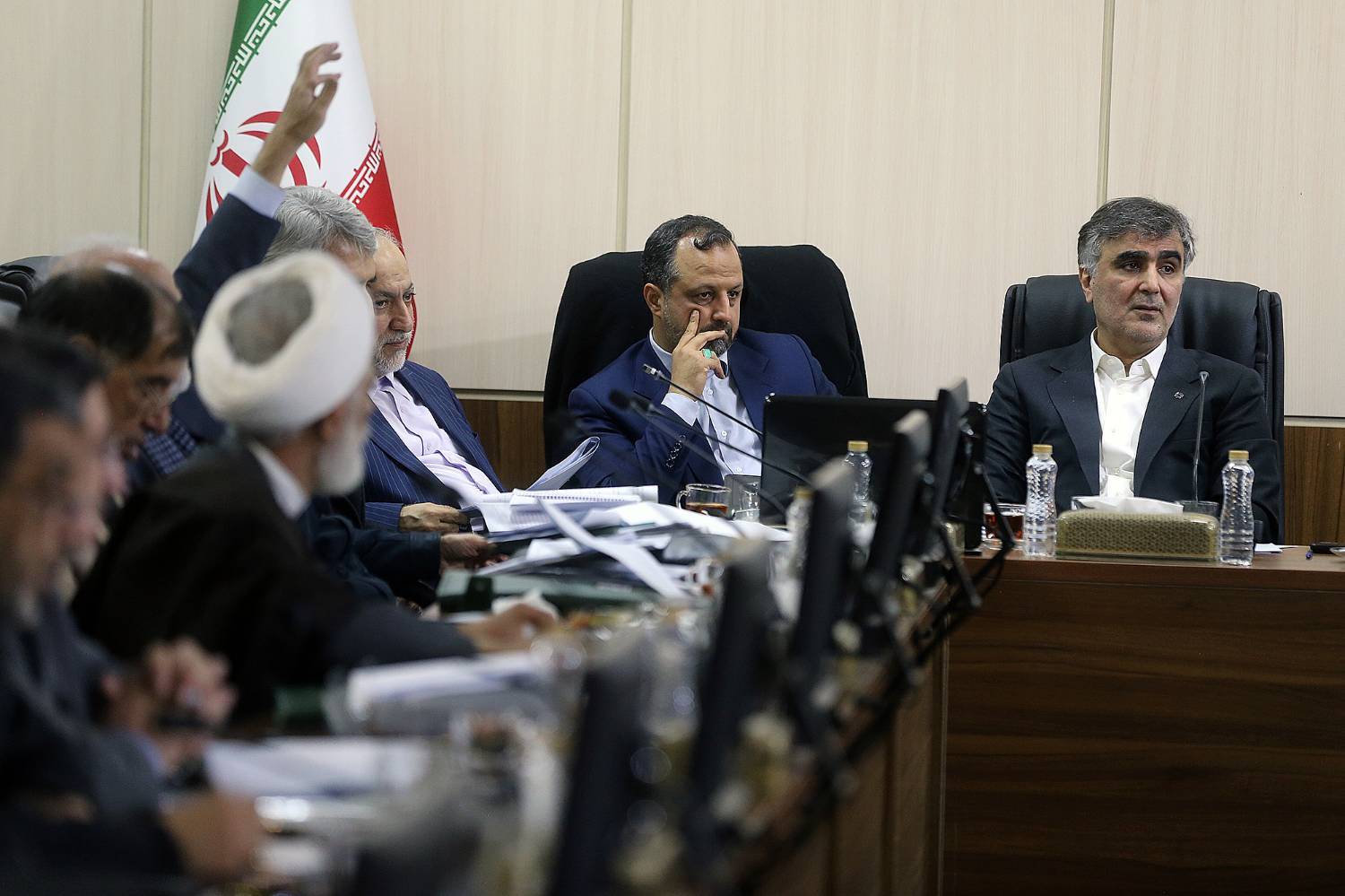 گزارش تصویری جلسه هیئت عالی نظارت با موضوع ادامه بررسی موارد رفع یا بقای مغایرت های مصوبه مجلس درخصوص برنامه پنج ساله هفتم پیشرفت /15 اسفند 1402