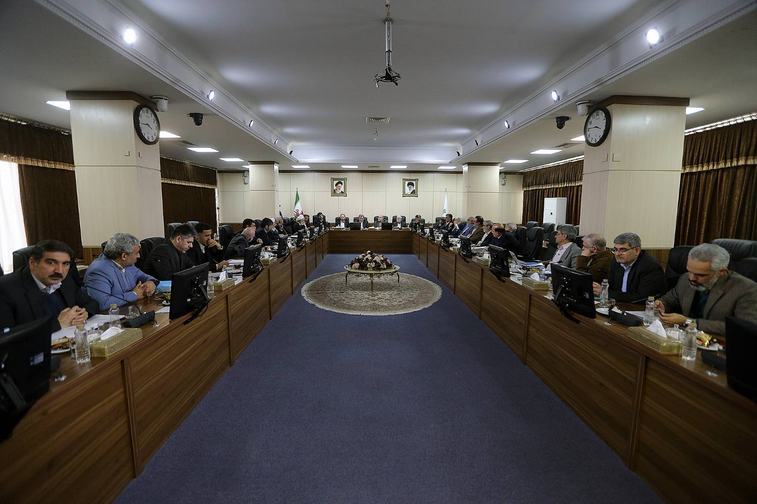 گزارش تصویری جلسه هیئت عالی نظارت/1 اسفند 1402 گزارش تصویری جلسه هیئت عالی نظارت/1 اسفند 1402