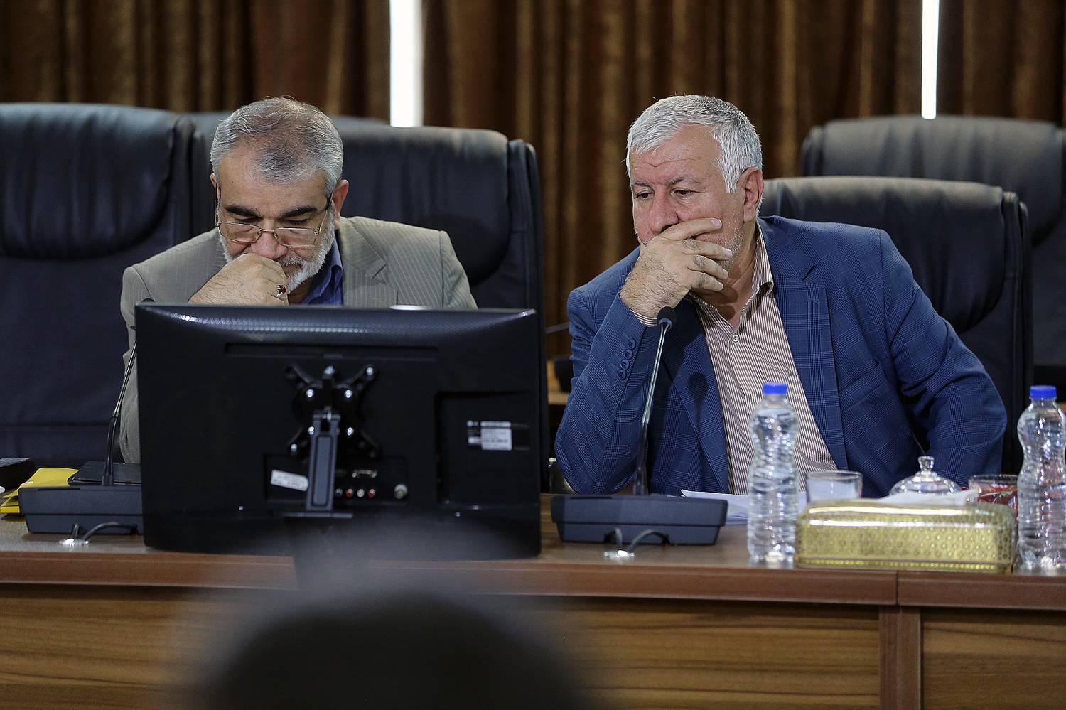 هیئت عالی نظارت مجمع، ایجاد منطقه آزاد تجاری-صنعتی«سرخس»،«دوغارون» و «مازندران» و «ماده 15مصوبه حمایت از گزارشگران فساد» را مغایر سیاست های کلی نظام ندانست هیئت عالی نظارت مجمع، ایجاد منطقه آزاد تجاری-صنعتی«سرخس»،«دوغارون» و «مازندران» و «ماده 15مصوبه حمایت از گزارشگران فساد» را مغایر سیاست های کلی نظام ندانست