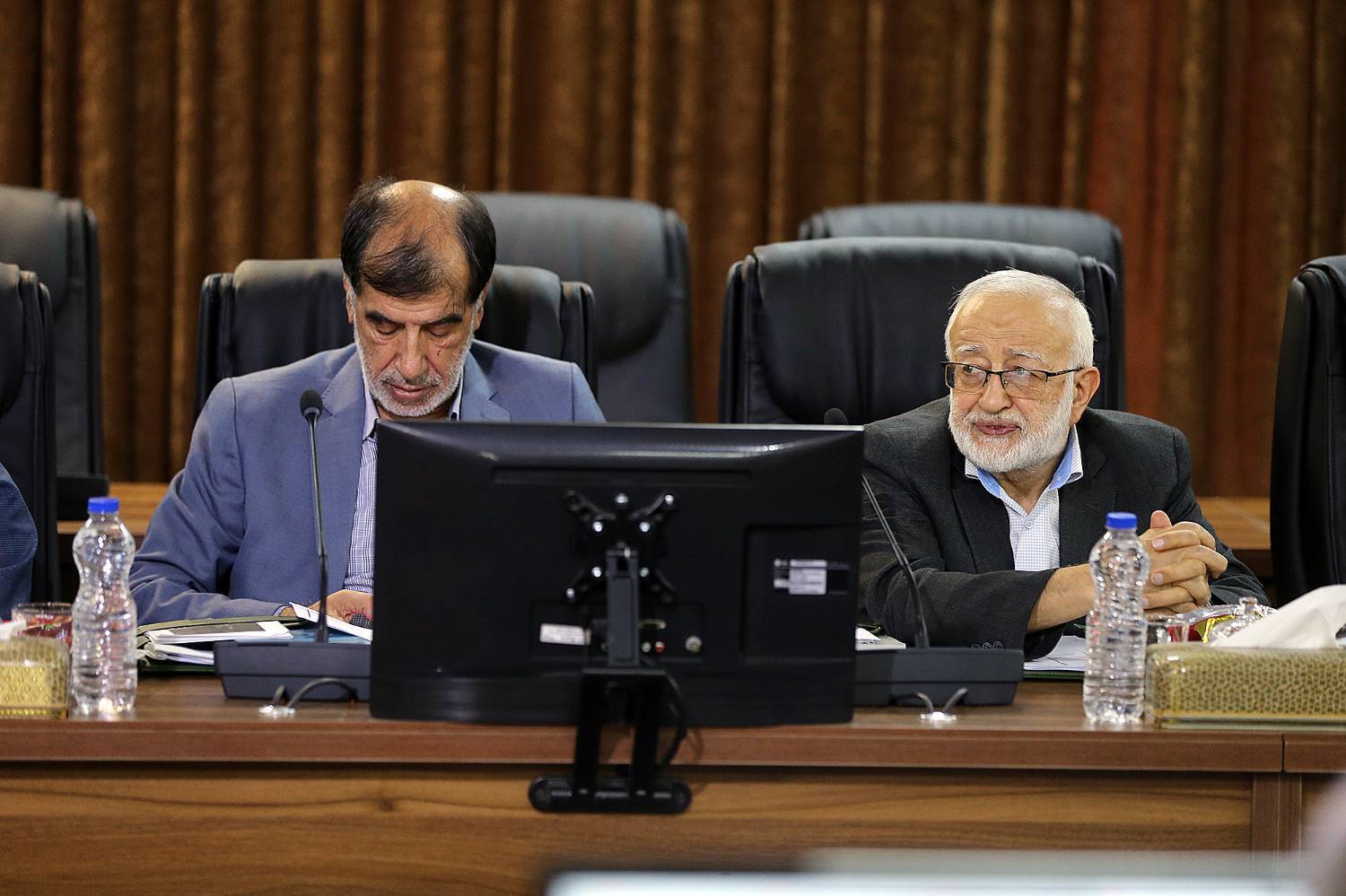 هیئت عالی نظارت مجمع، ایجاد منطقه آزاد تجاری-صنعتی«سرخس»،«دوغارون» و «مازندران» و «ماده 15مصوبه حمایت از گزارشگران فساد» را مغایر سیاست های کلی نظام ندانست هیئت عالی نظارت مجمع، ایجاد منطقه آزاد تجاری-صنعتی«سرخس»،«دوغارون» و «مازندران» و «ماده 15مصوبه حمایت از گزارشگران فساد» را مغایر سیاست های کلی نظام ندانست