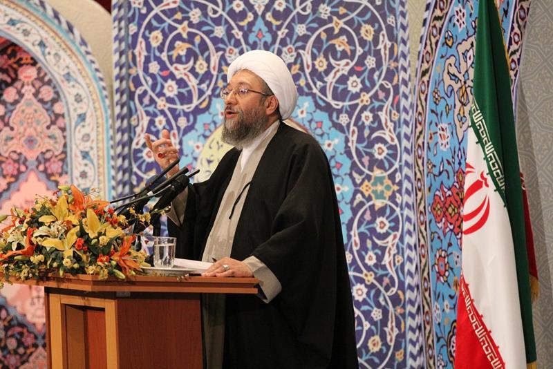 تصویر آیت الله آملی لاریجانی