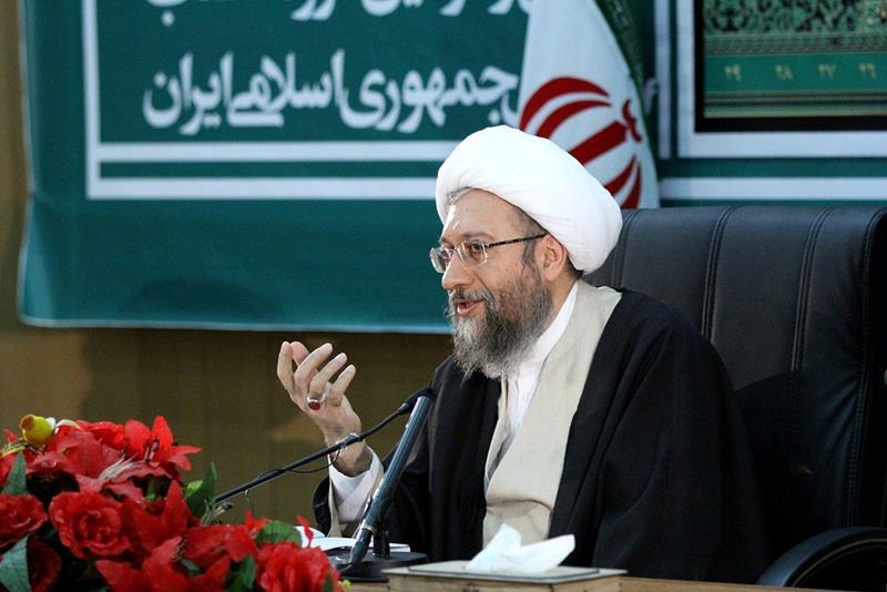 تصویر آیت الله آملی لاریجانی