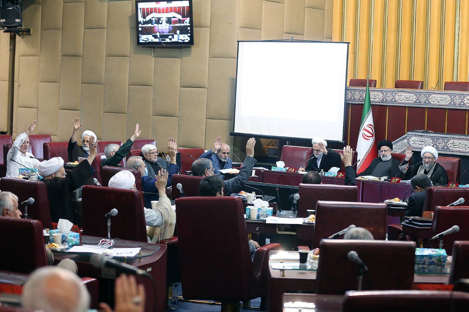 گزارش تصویری جلسه صحن مجمع تشخیص مصلحت نظام با موضوع ادامه بررسی  طرح بانک مرکزی / 22 شهریور 1402