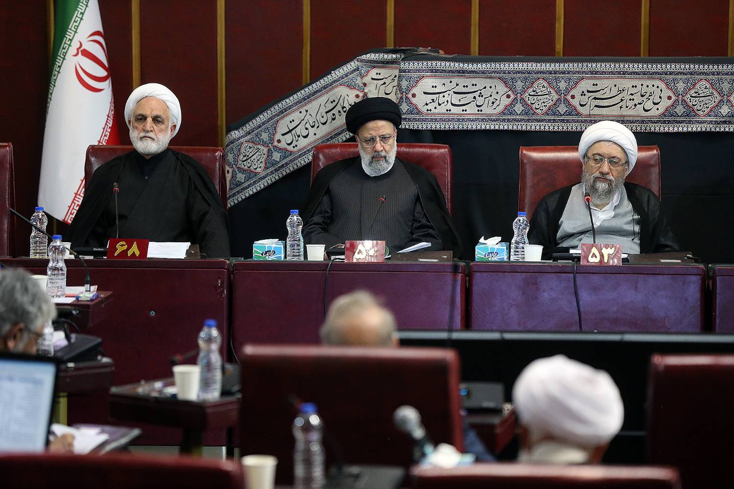 آیت الله آملی لاریجانی با تبریک هفته دولت: از دولت محترم می خواهیم خدمات و دستاوردهای خود را برای مردم تشریح کند/ تصویب ترکیب هیئت عالی و بررسی جایگاه شورای فقهی بانک مرکزی توسط مجمع تشخیص مصلحت نظام آیت الله آملی لاریجانی با تبریک هفته دولت: از دولت محترم می خواهیم خدمات و دستاوردهای خود را برای مردم تشریح کند/ تصویب ترکیب هیئت عالی و بررسی جایگاه شورای فقهی بانک مرکزی توسط مجمع تشخیص مصلحت نظام