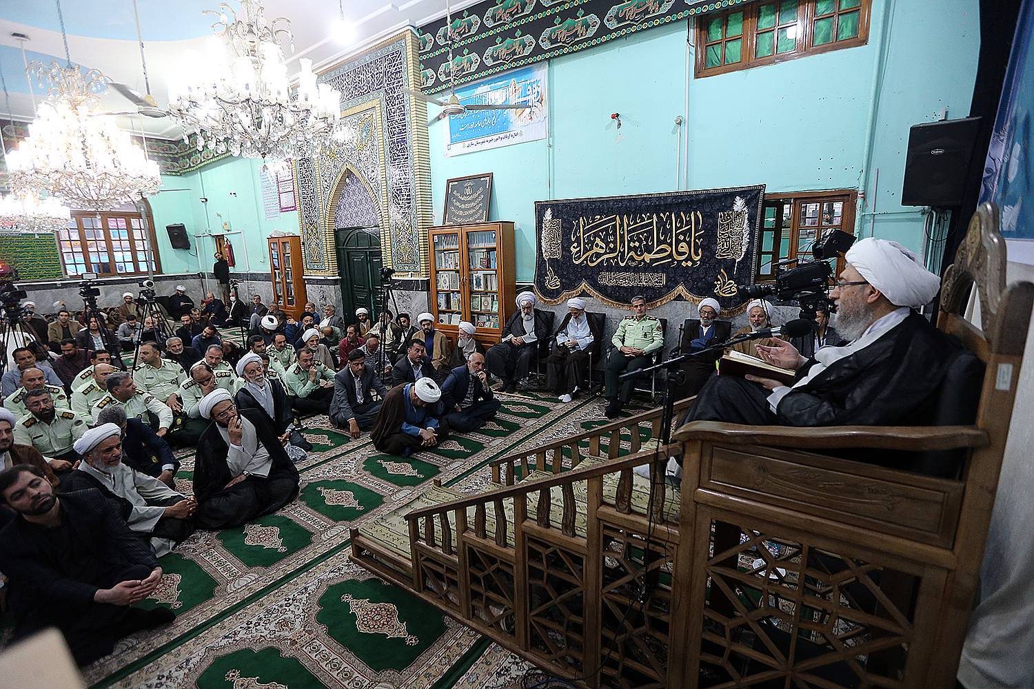 گزارش تصویری  حضور آیت الله آملی لاریجانی در مراسم سیزدهمین سالگرد ارتحال آیت الله سید موسی صالحی و یادواره شهدای والامقام روحانی شهرستان ساری/ 12 مهر 1402