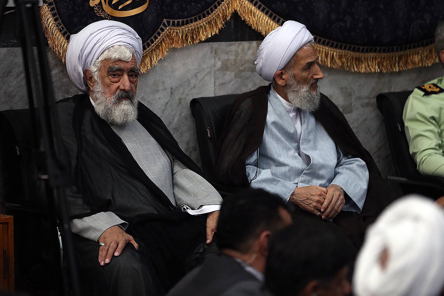 گزارش تصویری  حضور آیت الله آملی لاریجانی در مراسم سیزدهمین سالگرد ارتحال آیت الله سید موسی صالحی و یادواره شهدای والامقام روحانی شهرستان ساری/ 12 مهر 1402