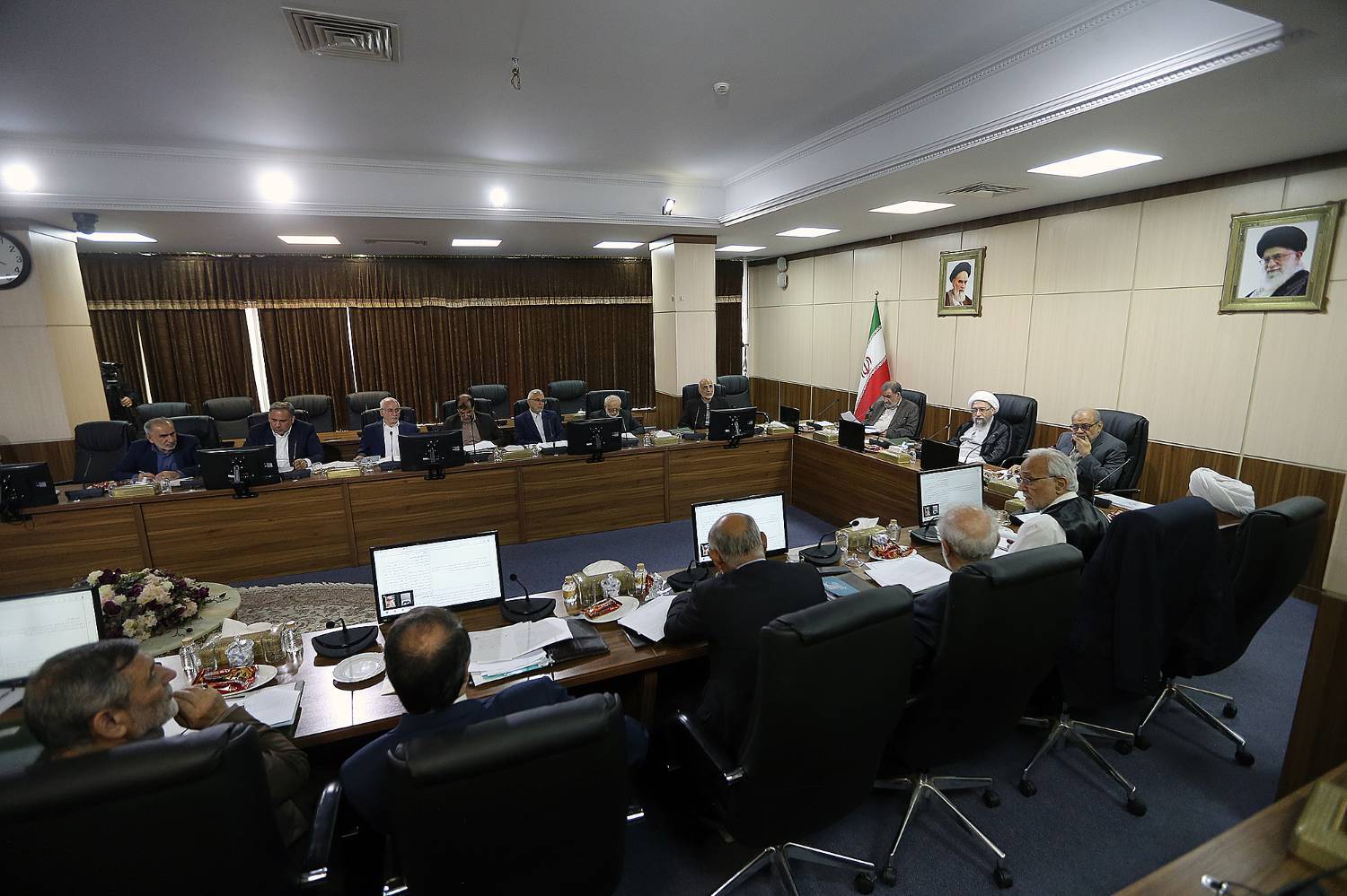 گزارش تصویری جلسه هیئت عالی نظارت بر حسن اجرای سیاست های کلی نظام