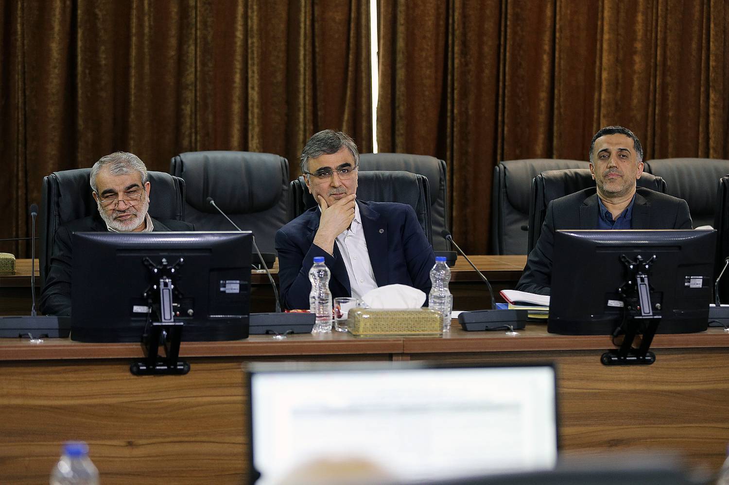 کمیسیون مشترک اقتصادی و حقوقی