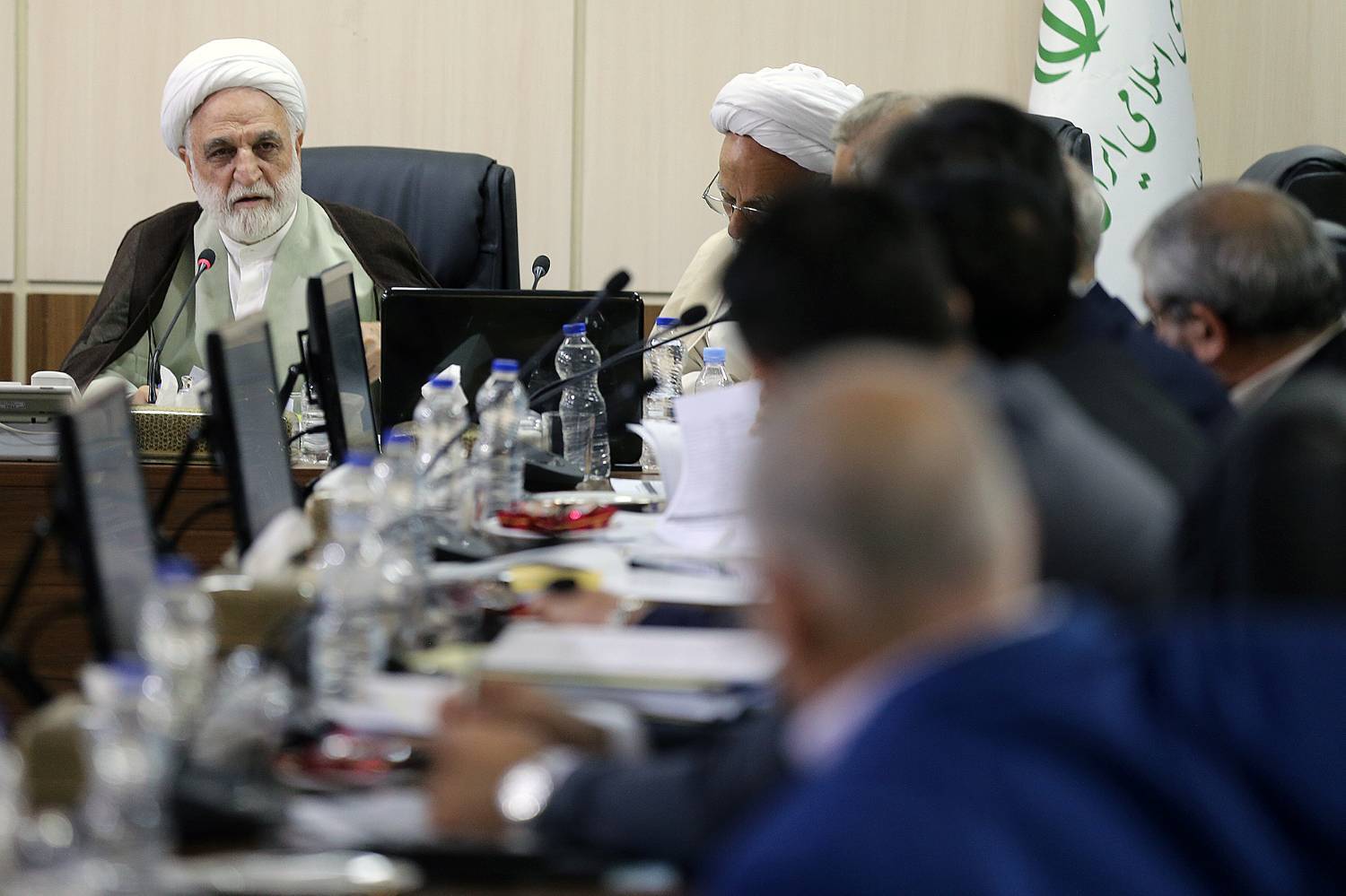 کمیسیون مشترک اقتصادی و حقوقی