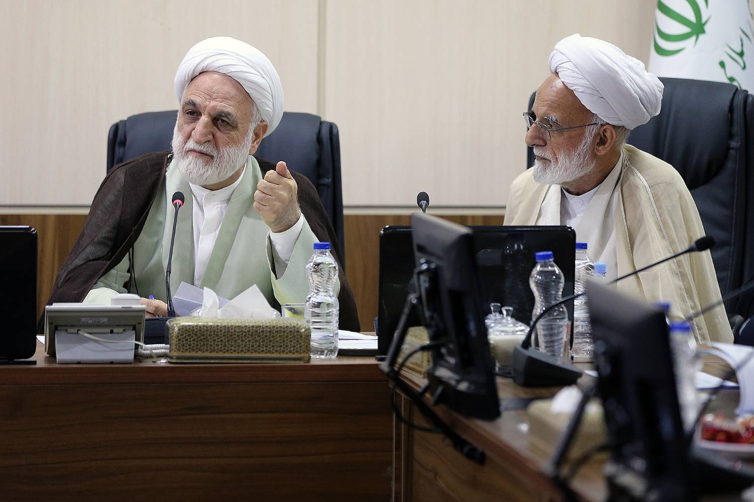 کمیسیون مشترک اقتصادی و حقوقی