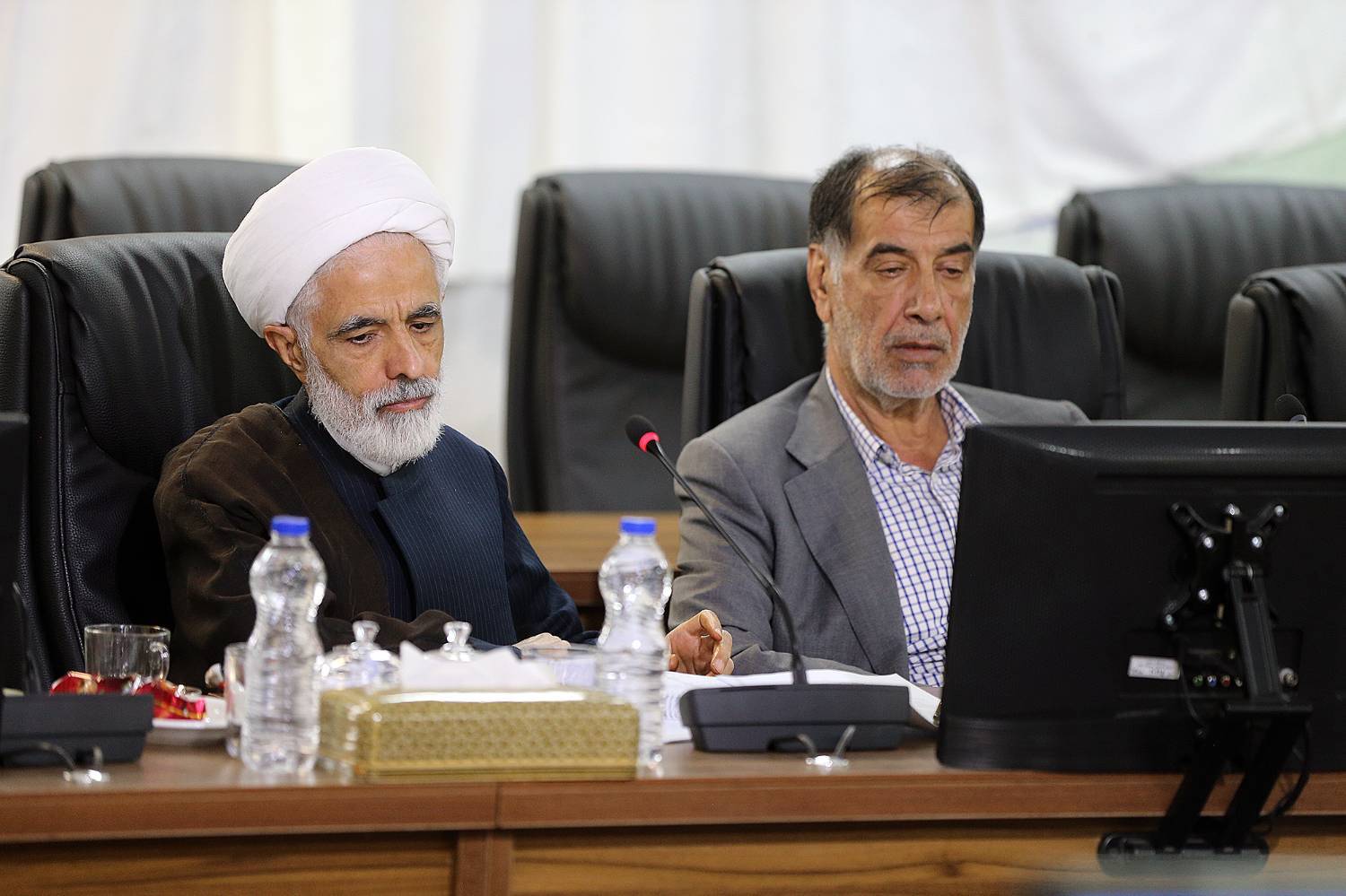 کمیسیون مشترک اقتصادی و حقوقی