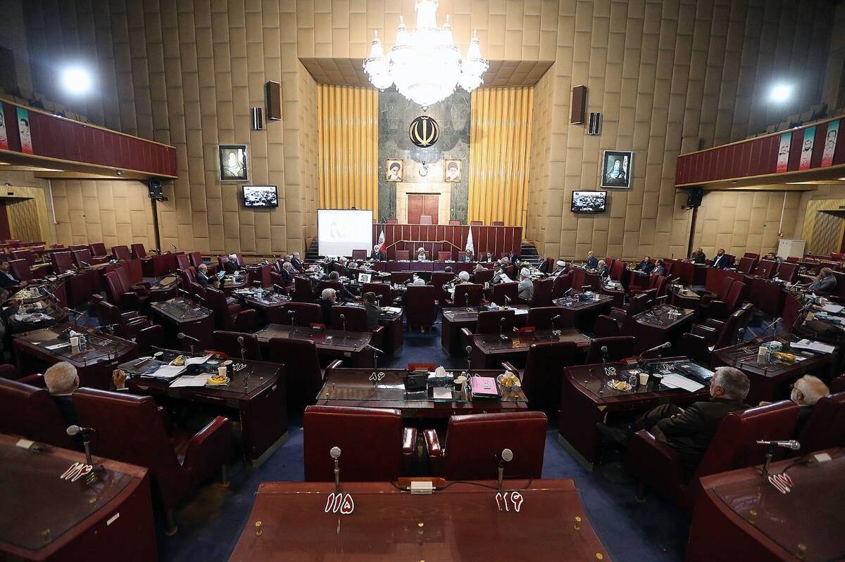 نسخ مواد (۳۹) و (۴٠) قانون پولی و بانکی کشور