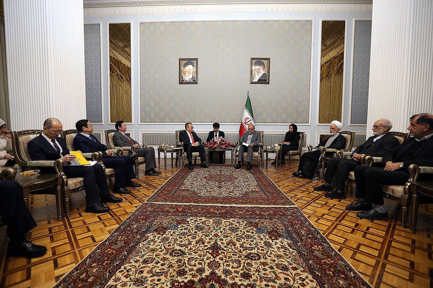 گزارش تصویری دیدار دبیر مجمع تشخیص مصلحت نظام با وزیر ارتباطات بین المللی چین/14 آذر 1402