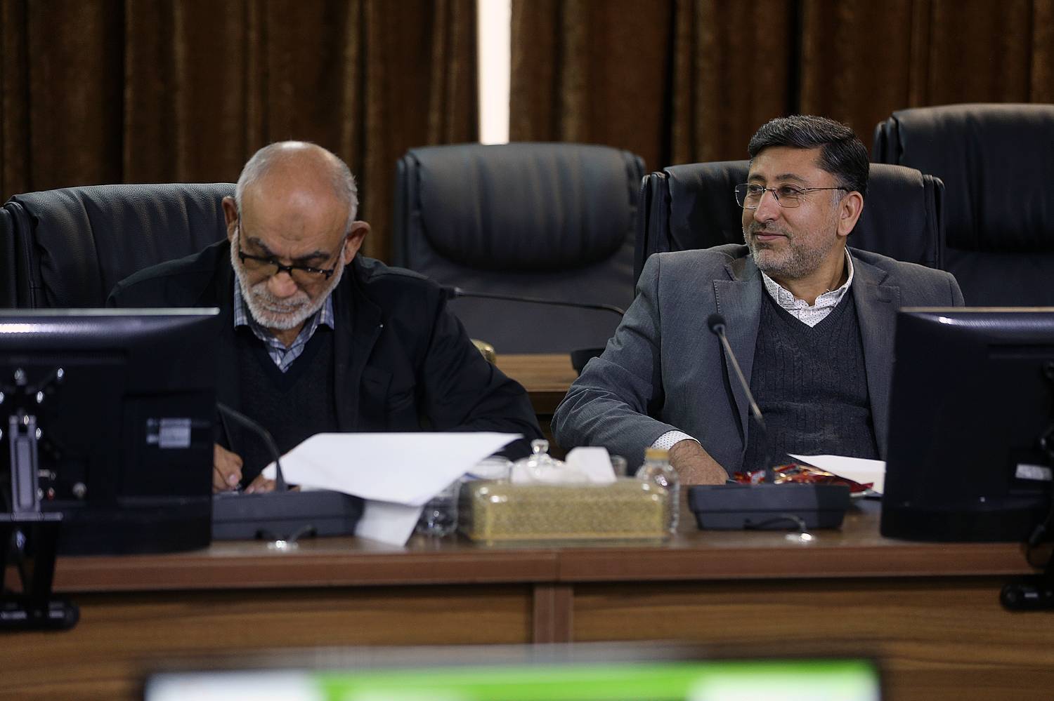 گزارش تصویری جلسه هیات عالی نظارت با موضوع بررسی مصوبه اصلاحی مجلس در خصوص لایحه حمایت از خانواده از طریق ترویج فرهنگ عفاف و حجاب از حیث مغایر با سیاست های کلی نظام /21 آذر 1402