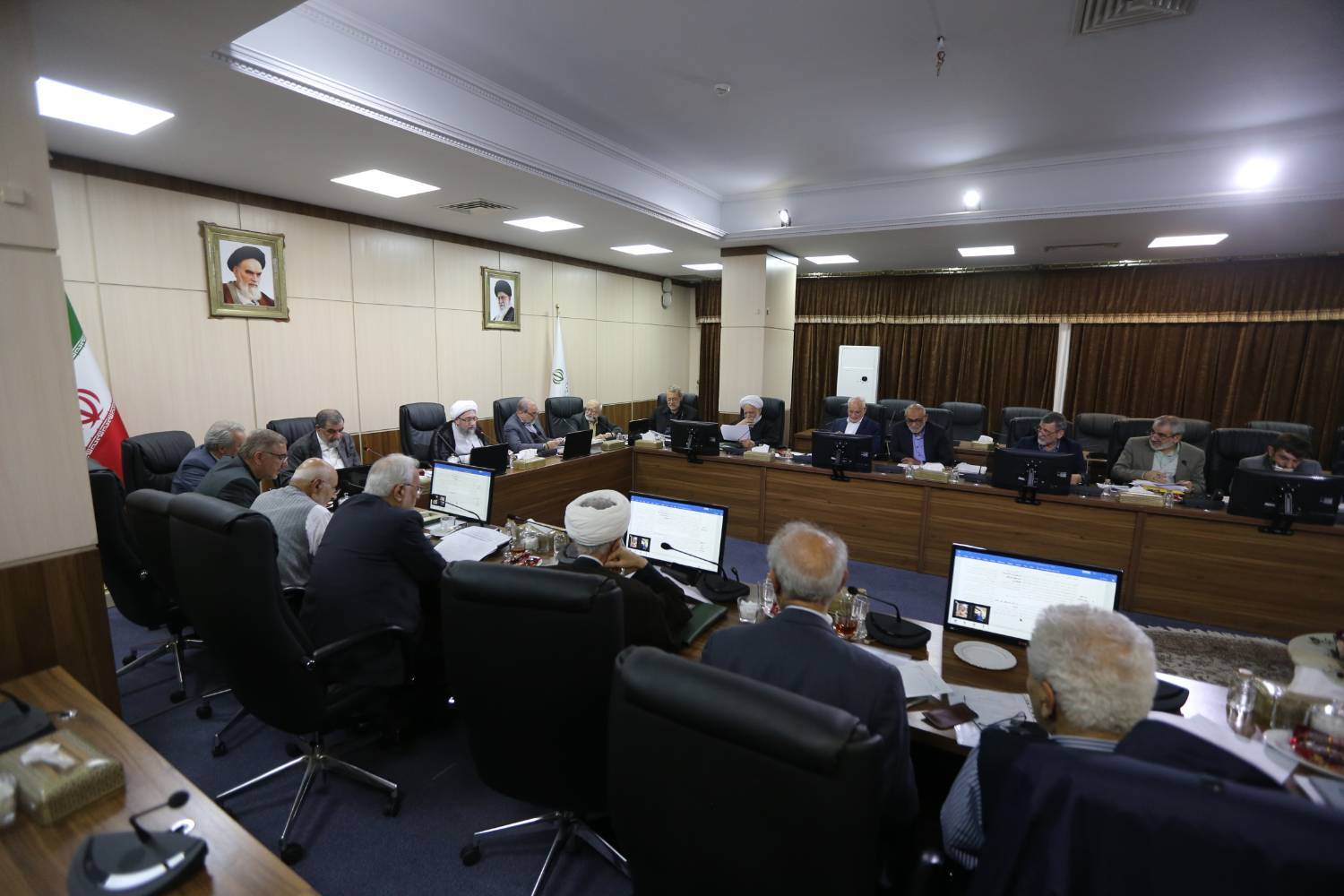 گزارش تصویری جلسه هیات عالی نظارت /1 آذر 1402