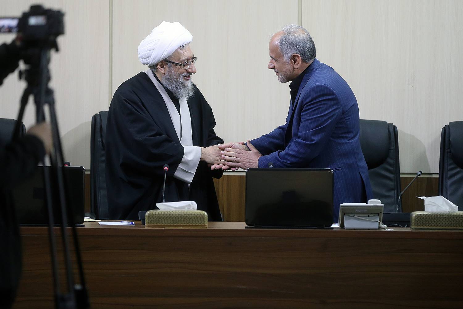 گزارش تصویری دیدار نوروزی  رئیس مجمع تشخیص مصلحت نظام با مقامات کشوری ،اعضا، مدیران و کارکنان مجمع تشخیص مصلحت نظام/14 فروردین 1403