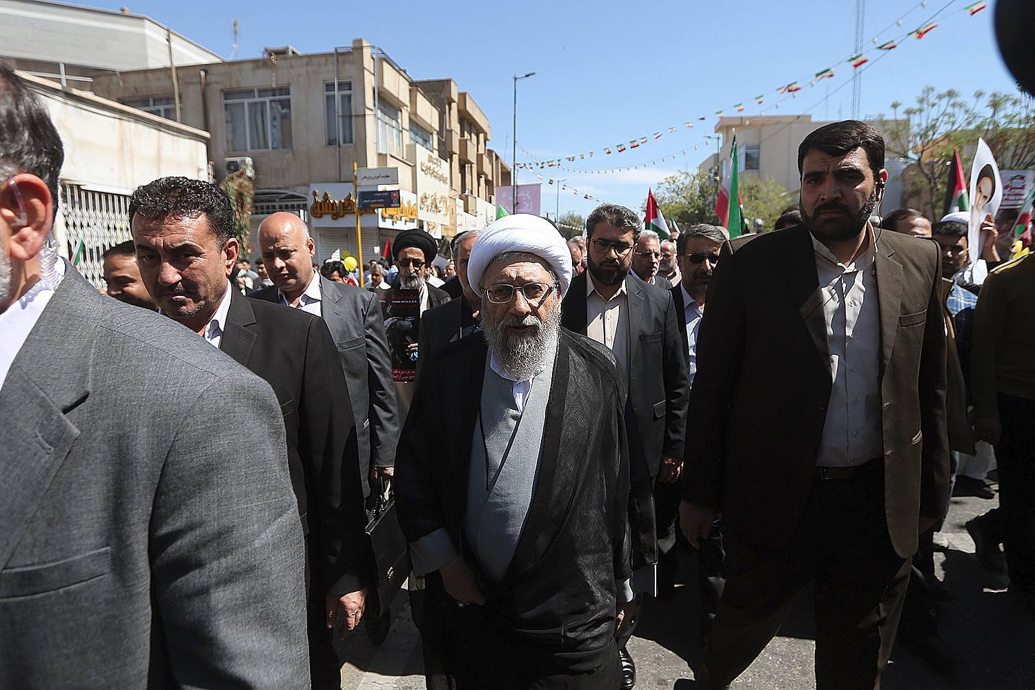 گزارش تصویری حضور رییس مجمع تشخیص مصلحت نظام در راهپیمایی روز جهانی قدس در شهر مقدس قم /17 فروردین 1403