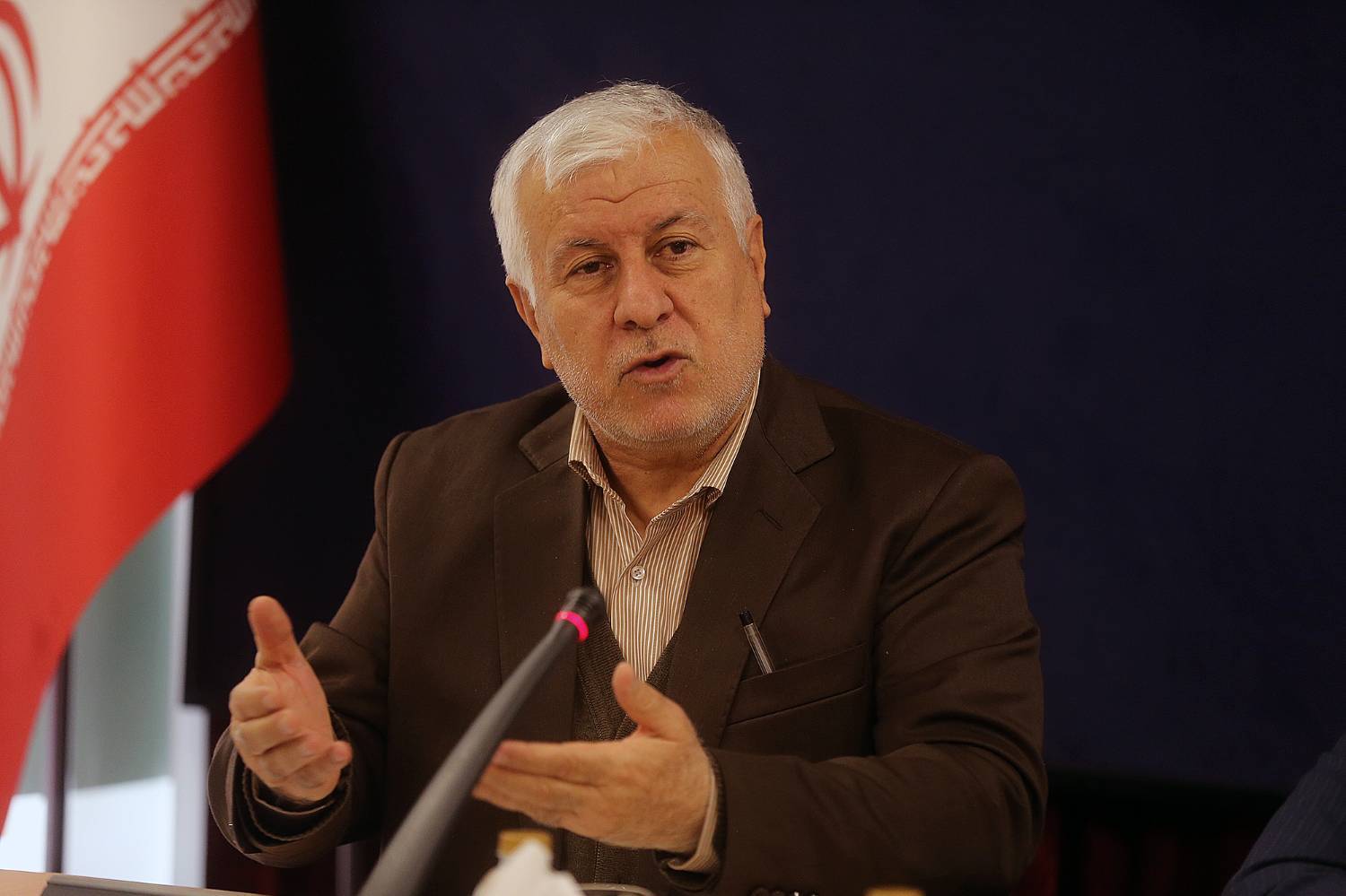 همایش «تبیین سیاست های کلی تولید ملی و حمایت از کار و سرمایه ایرانی» 16بهمن برگزار می شود همایش «تبیین سیاست های کلی تولید ملی و حمایت از کار و سرمایه ایرانی» 16بهمن برگزار می شود