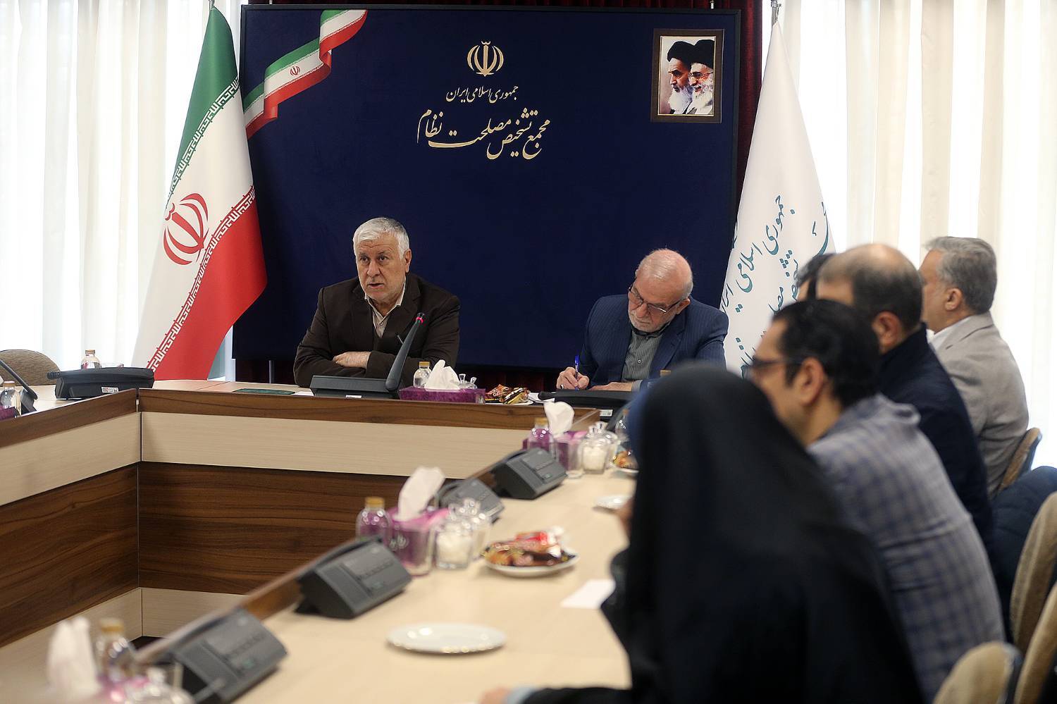 همایش «تبیین سیاست های کلی تولید ملی و حمایت از کار و سرمایه ایرانی» 16بهمن برگزار می شود همایش «تبیین سیاست های کلی تولید ملی و حمایت از کار و سرمایه ایرانی» 16بهمن برگزار می شود