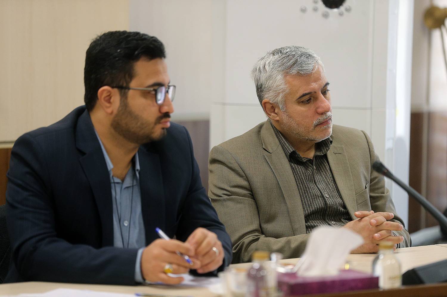 همایش «تبیین سیاست های کلی تولید ملی و حمایت از کار و سرمایه ایرانی» 16بهمن برگزار می شود همایش «تبیین سیاست های کلی تولید ملی و حمایت از کار و سرمایه ایرانی» 16بهمن برگزار می شود