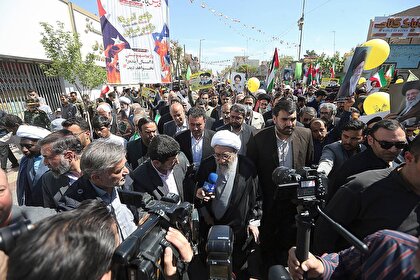 گزارش تصویری حضور رئیس مجمع تشخیص مصلحت نظام در راهپیمایی روز جهانی قدس در شهر مقدس قم /17 فروردین 1403