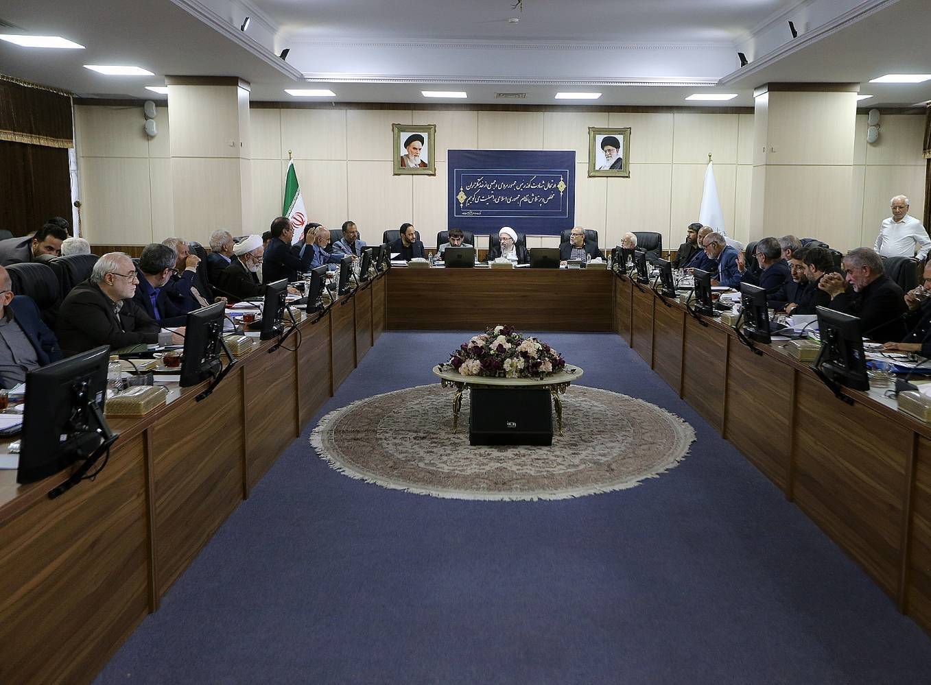 مخالفت هیات عالی نظارت با تعطیلی شنبه ها