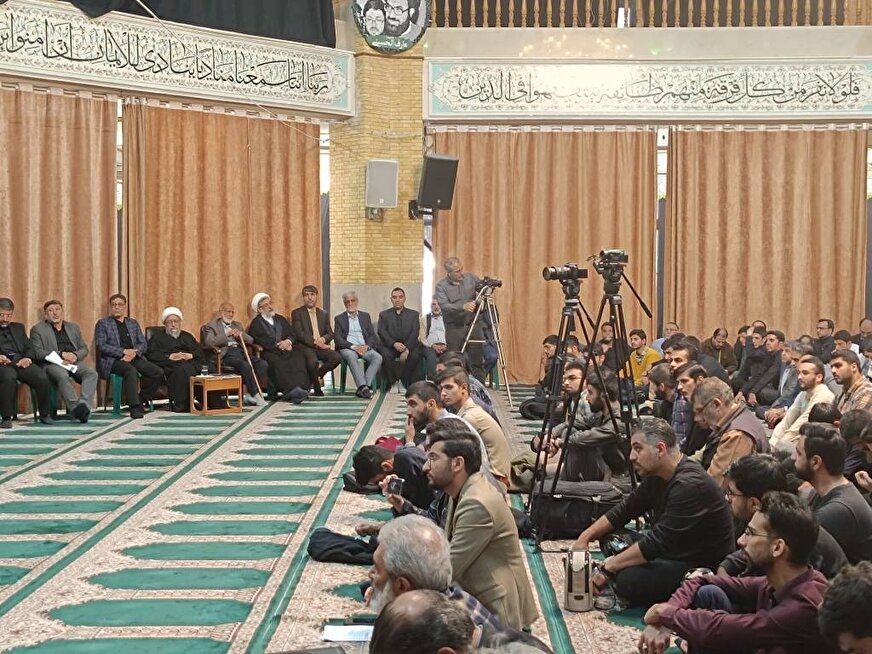 آغاز سال تحصیلی دانشگاه امام صادق (ع) با حضور آیت الله آملی لاریجانی آغاز سال تحصیلی دانشگاه امام صادق (ع) با حضور آیت الله آملی لاریجانی