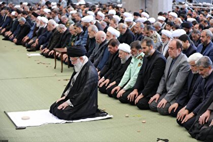 گزارش تصویری مراسم بزرگداشت شهید سیدحسن نصرالله و نمازجمعه به امامت رهبر معظم انقلاب۱۴۰۳/۷/۱۳
