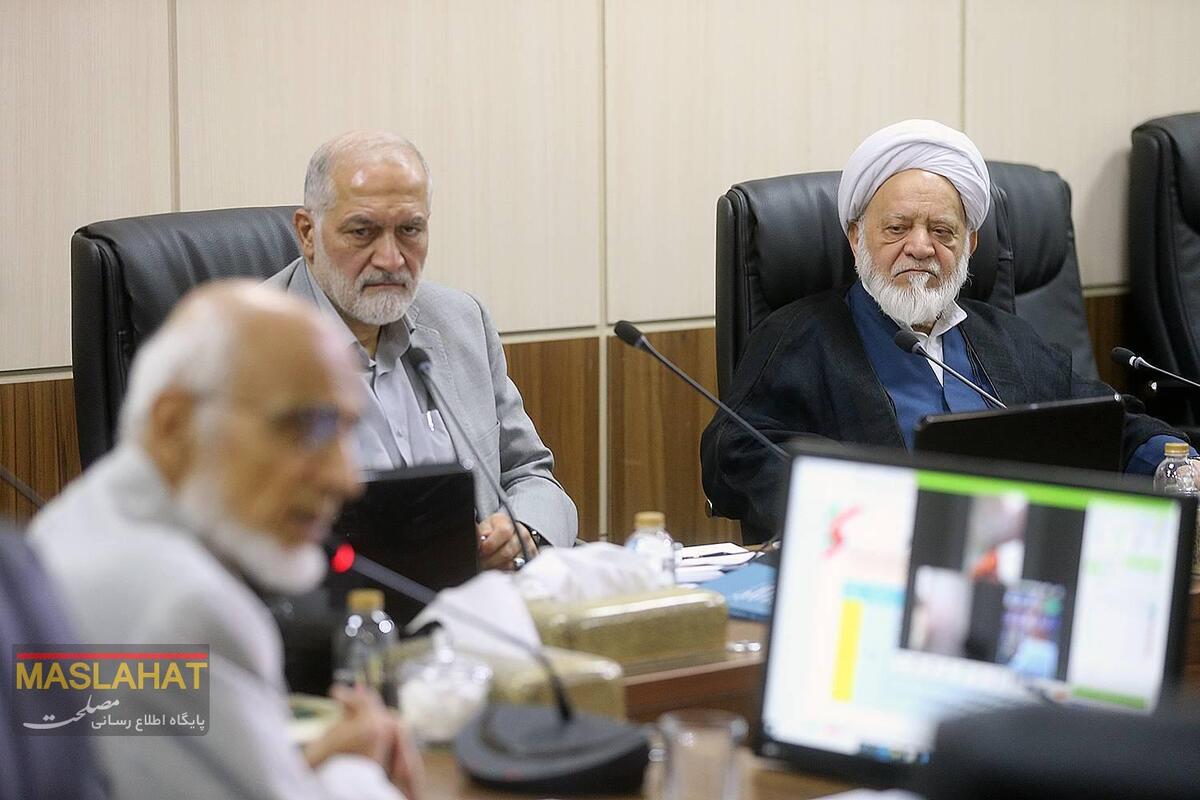 گزارش تصویری جلسه کمیسیون زیربنایی و تولیدی مجمع تشخیص مصلحت نظام با بررسی تحقق اهداف سیاست های کلی حمل و نقل/ 20 اردیبهشت 1404