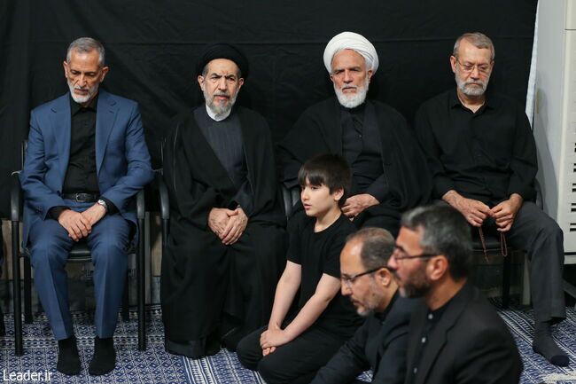 گزارش تصویری اولین شب مراسم عزاداری سید و سالار شهیدان(ع) در حسینیه امام خمینی(ره)