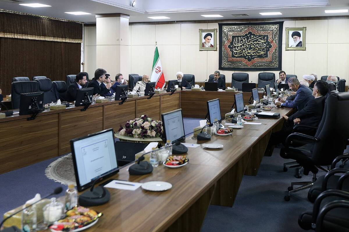 ورود کمیسیون اقتصادی مجمع به بازنگری در سیاست های کلی اصل 44 