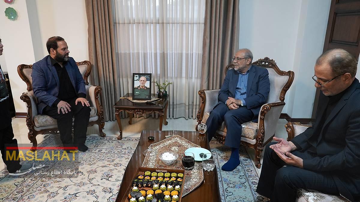 گزارش تصویری دیدار دبیرمجمع تشخیص مصلحت نظام با خانواده سرلشکر شهید محرابی