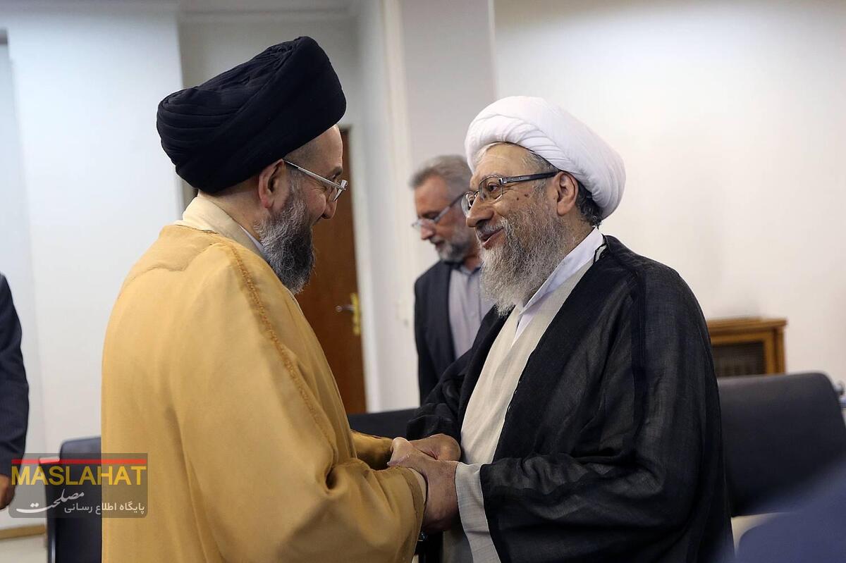 گزارش تصویری دیدار سید عمار حکیم با آیت الله آملی لاریجانی/ 16 شهریور 1404