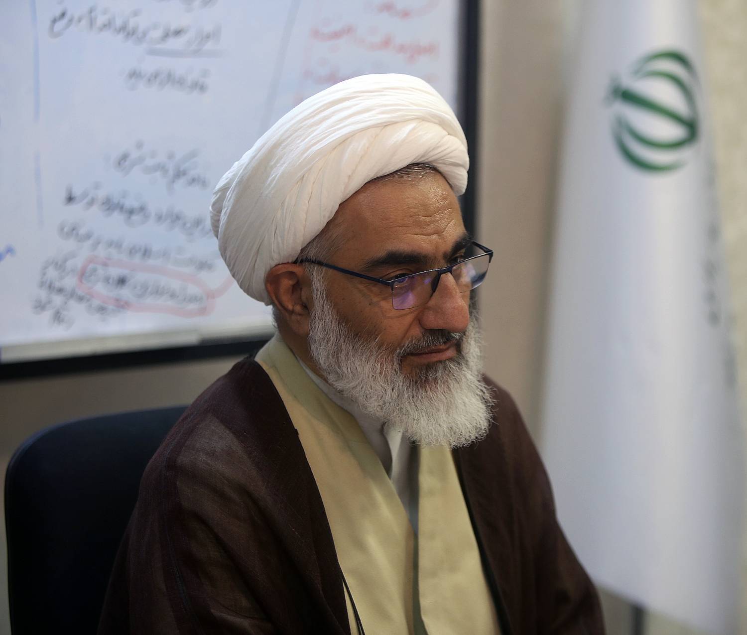 ادامه برگزاری نشست تبیین سیاست های کلی نظام قانون گذاری در کمیسیون مشترک ادامه برگزاری نشست تبیین سیاست های کلی نظام قانون گذاری در کمیسیون مشترک