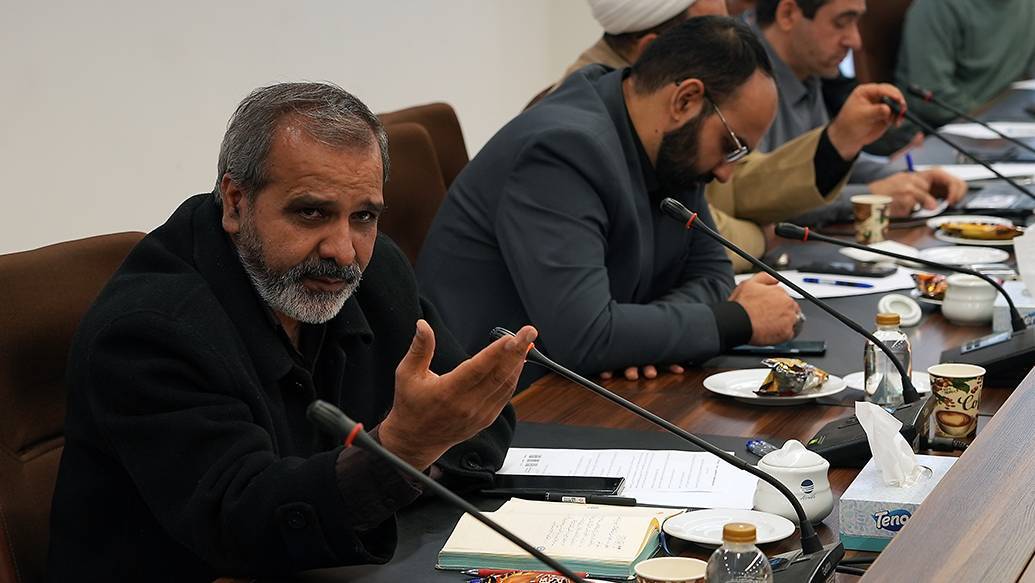 تبیین سیاست های نظام قانون گذاری وظیفه دانشگاه ها و نهادهای ذی ربط است تبیین سیاست های نظام قانون گذاری وظیفه دانشگاه ها و نهادهای ذی ربط است