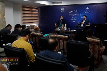 گزارش تصویری نشست راهبردی «آینده حکمرانی هوش مصنوعی» در پژوهشکده تحقیقات راهبردی مجمع
